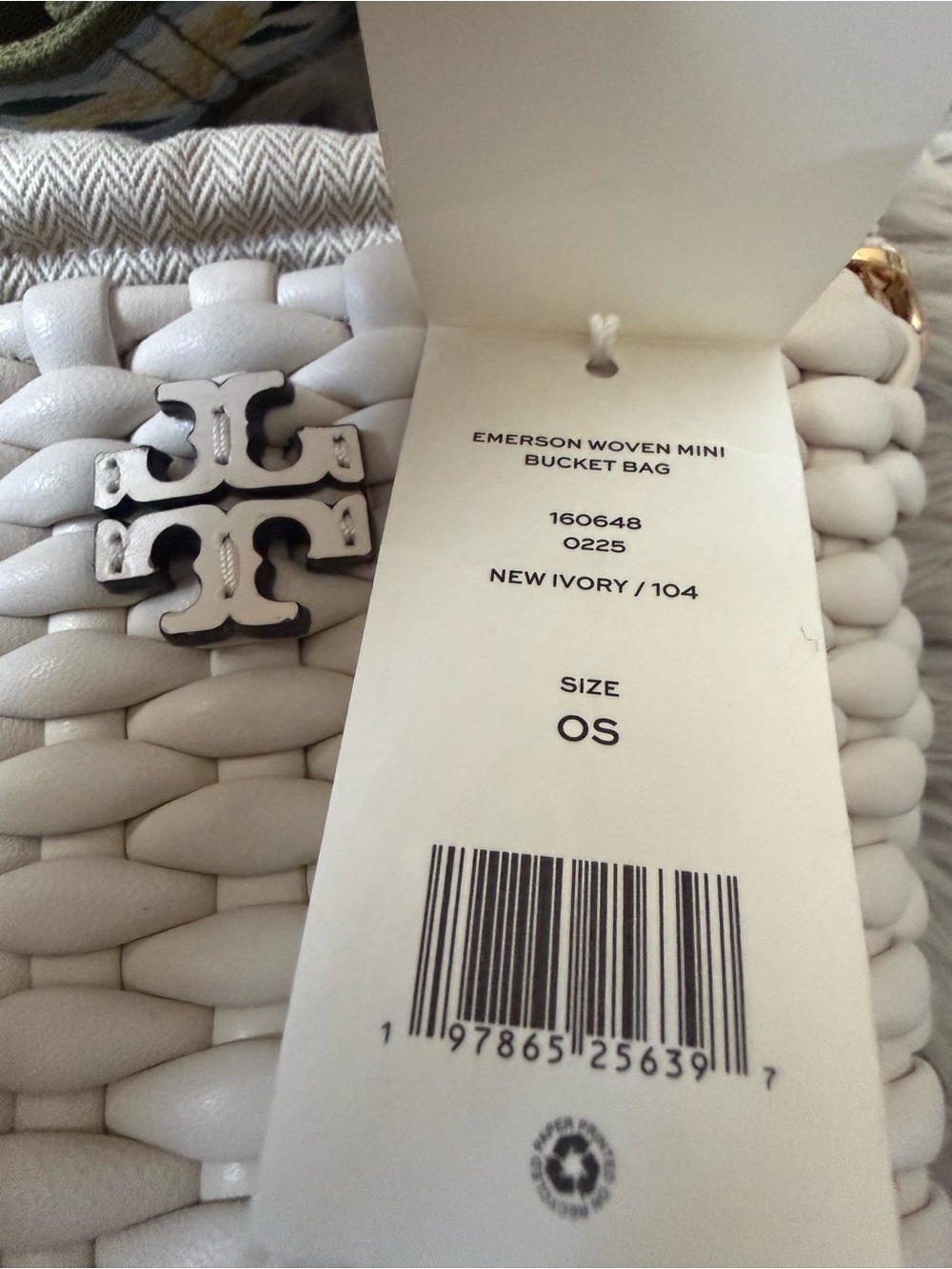 TORY BURCH Emerson Woven Mini Bucket Bag in New Ivory NWT - Picture 4 of 11